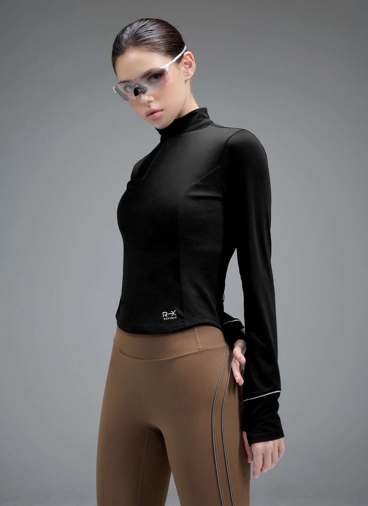 RX Brushed Finger-Hole Half Zip-up