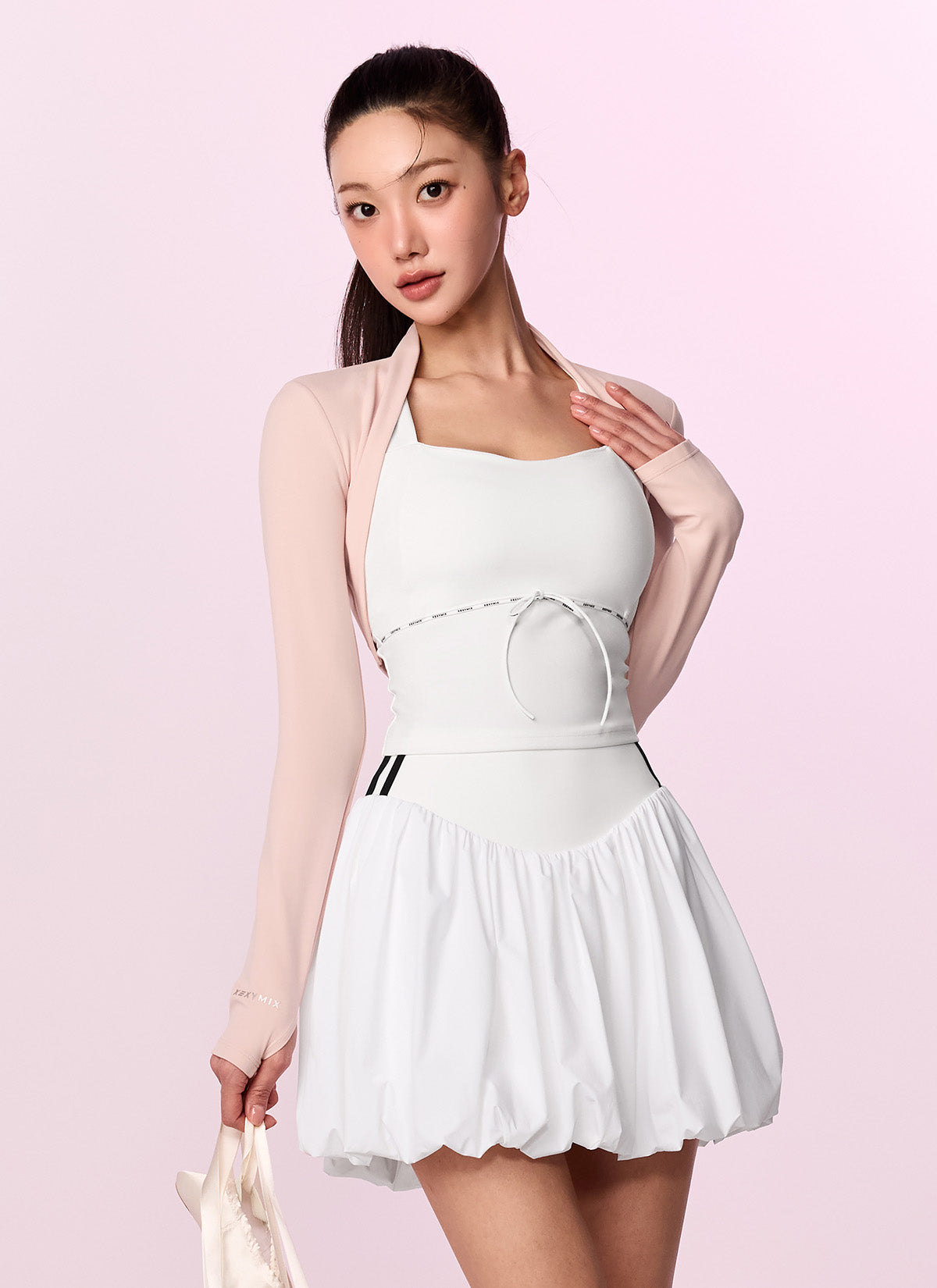 Comfort Fine Logo Piping Cropped Top