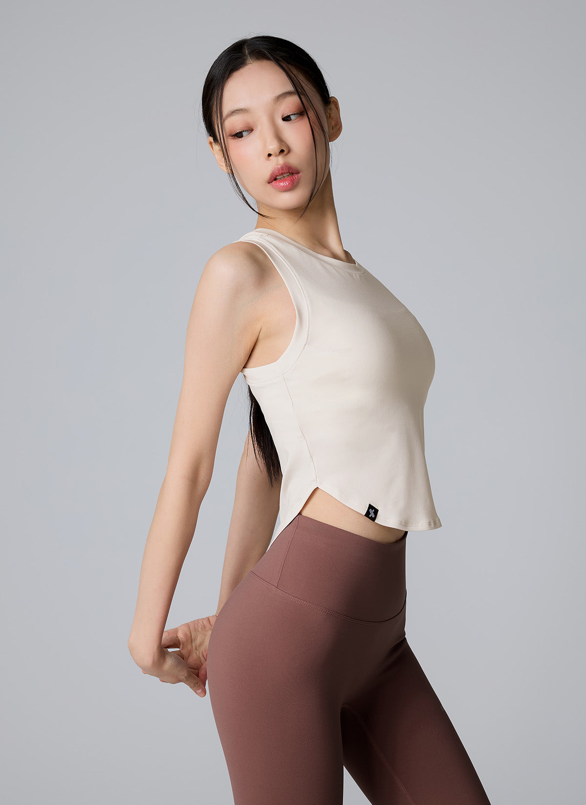 [2 FOR] XELLA Light Round Sleeveless & Short Sleeve