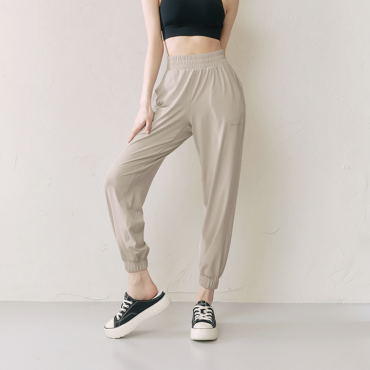 Performance Jogger Pants