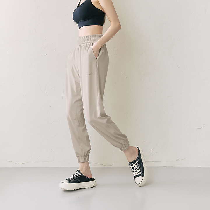 Performance Jogger Pants